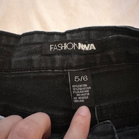 Skinny jeans - Picture 3 of 3